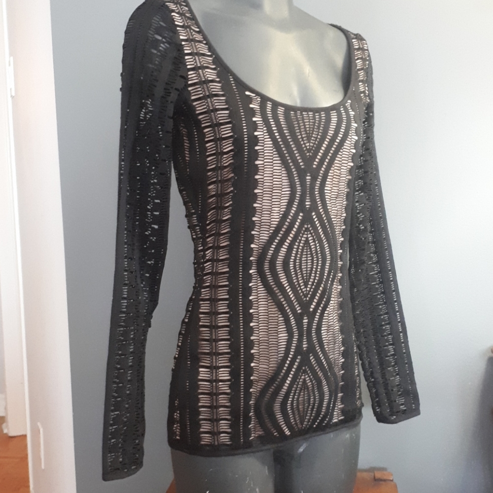 BCBGMaxazria black and beige long sleeve top